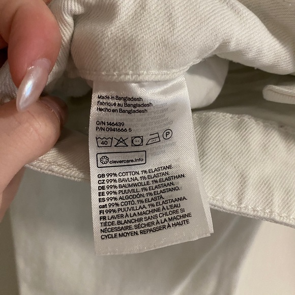 H&M Mom High-Rise Jeans - Picture 2 of 4